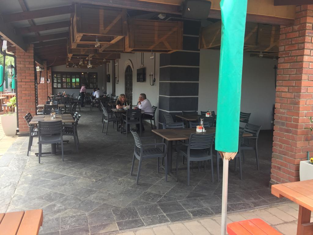 Picanha Grill Guest House & Events Venue Nigel Kültér fotó
